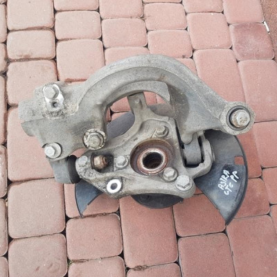 Zwrotnica przód przednia prawa Opel Astra J IV GTC