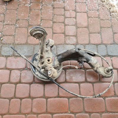 Zwrotnica tył tylna prawa Opel Combo D