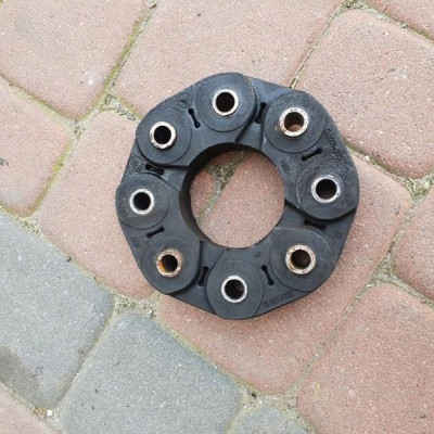 Łącznik guma przegub wału Mercedes W218 2404110115