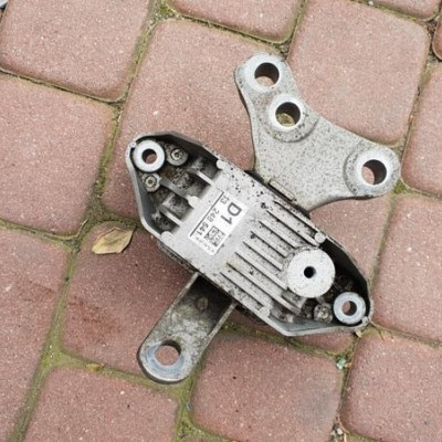 Łapa poduszka silnika Opel Astra IV J OPC 13248541