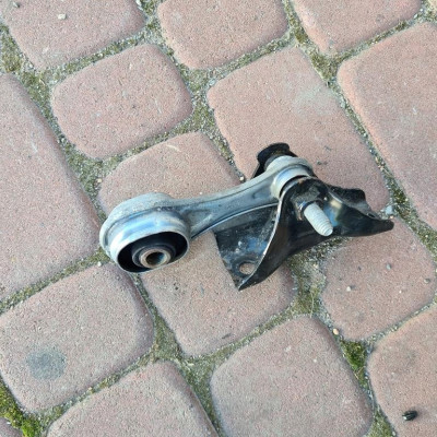 Łapa poduszka skrzyni Renault Captur 113325450R