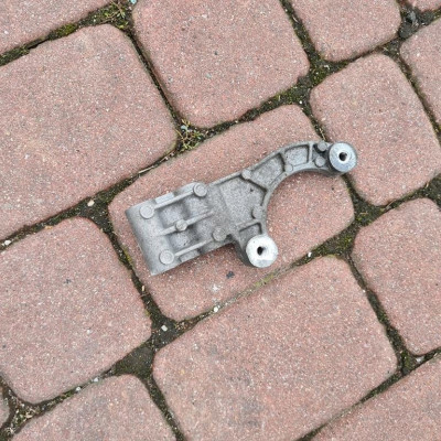 Łapa reduktora mocowanie Opel Insignia B 55499428