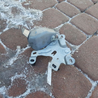 Łapa wspornik 2.3 DCI Master movano 237378501R