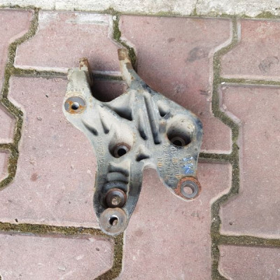 Łapa wspornik MINI COOPER S 1.6T N14B16 6780439