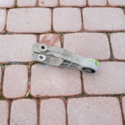 Łapa wspornik silnika Opel Meriva A 13117088