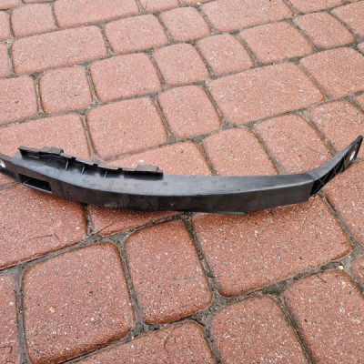 Ślizg lampy prawy Opel Insignia B 13491383