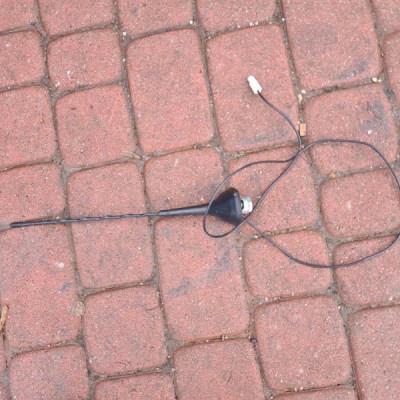 Antena dachowa bat wzmacniacz Renault Clio IV