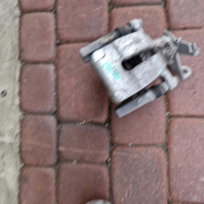 Zacisk tył tylny prawy Renault Megane IV