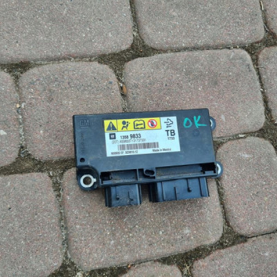 Moduł sterownik poduszek Opel Insignia 13589833