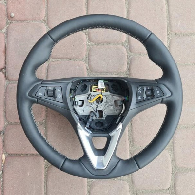 Kierownica skóra podgrzewana Opel Astra K V 402