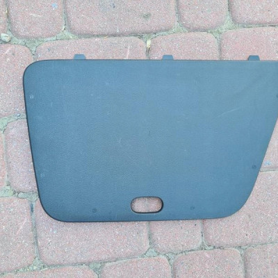 Boczek zaślepka bagaznika P Opel Mokka X 95914494