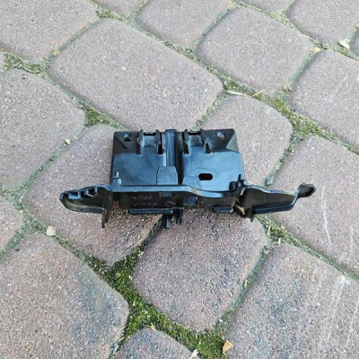 Uchwyt bezpieczników TOYOTA PROACE CITY Berlingo Rifter Combo D 9814736280