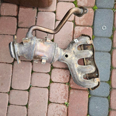 Katalizator kolektor 1.8 1.8H Hybryda TOYOTA CH-R CHR C-HR 0T140