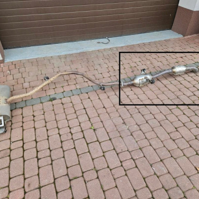 Katalizator wydech tłumik rura 1.8 1.8H Hybryda TOYOTA CH-R CHR C-HR 30T18