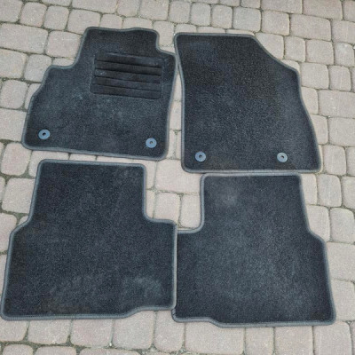 Dywan dywaniki wycieraczki pod nogi OPEL Astra K V