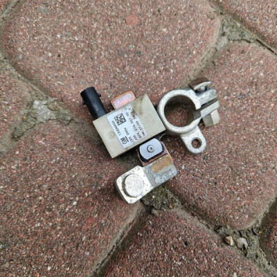 Czujnik terownik klemy minusowej moduł Opel Mokka 13306650