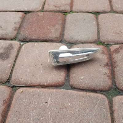 Kierunek kierunkowskaz P Opel Astra J IV 13273104