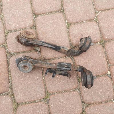 Uchwyt mocowanie sanek 2.0DCI VIVARO TRAFIC