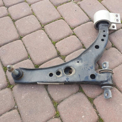 Wahacz przedni prawy Opel Astra K V 39089345