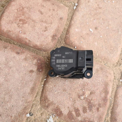 Silniczek nagrzewnicy Opel Insignia 52433779R0