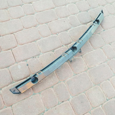 Ślizg zderzaka tył tylny Opel Astra K V 13425524