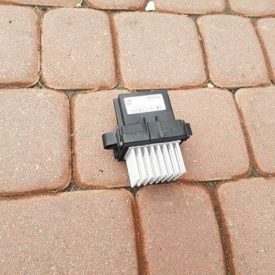 Rezystor dmuchawy nawiewu Opel Astra J IV 13503201