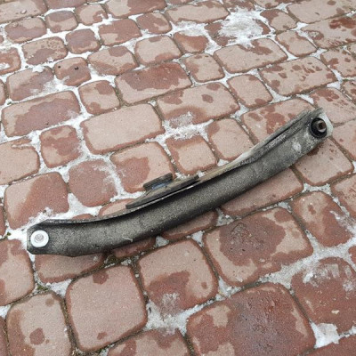 Wahacz tył tylny prawy zawieszenie Opel Insignia