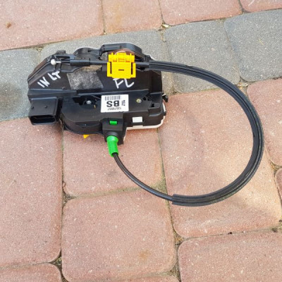 Zamek drzwi lewy tył Opel Insignia 13579557 BS