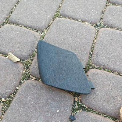 Zaślepka klapy bagaznika Opel Astra J IV 13349011