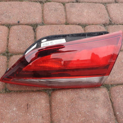 Lampa tył tylna w klape Opel Astra K V 39077381