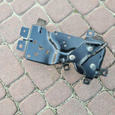 Rygiel zamek drzwi tylnych wspornik Opel COMBO D FIAT DOBLO II 2