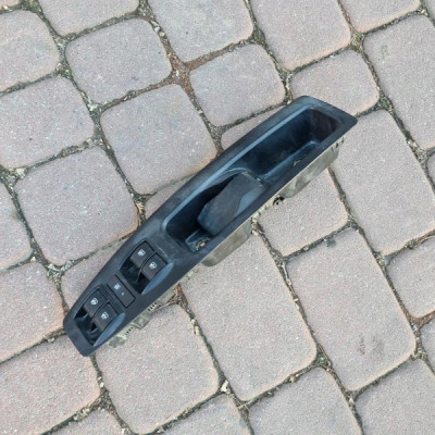 Przełącznik drzwi przednich klamka przód Opel COMBO D FIAT DOBLO II 2