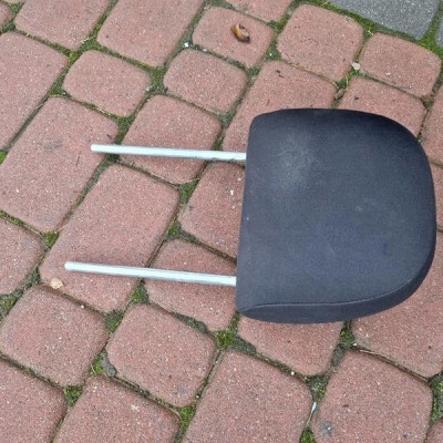 Zagłowek fotela przód przedni FIAT DOBLO II 2