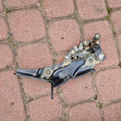 Rolka prowadnica drzwi przesównych prawa FIAT DOBLO II 2 51842450