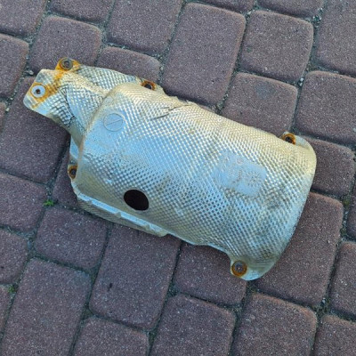 Obudowa osłona obudowa termiczna katalizatora 1.6 FIAT DOBLO II 2 55208003