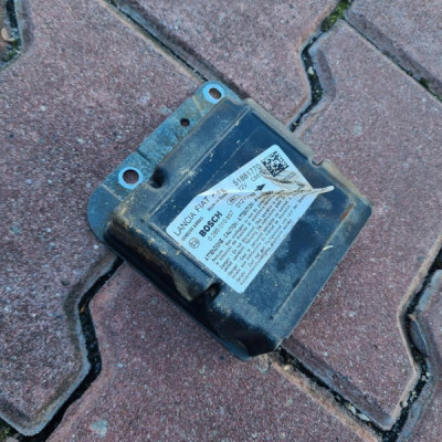 Sensor poduszek moduł sterownik FIAT DOBLO II 2 51881770 NIEWYSTRZELONY