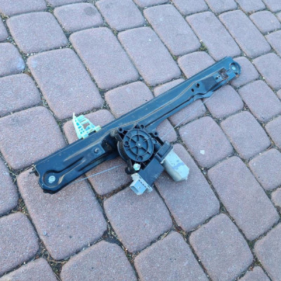 Podnośnik szyby lewy przód mechanizm FIAT DOBLO II 2 51810880