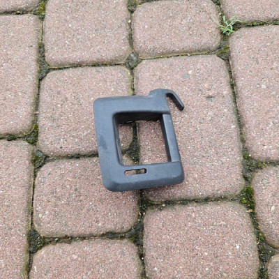 Zapinka zamykanie zamek kanapy tylnej osłona zamka Opel Corsa D 13237220