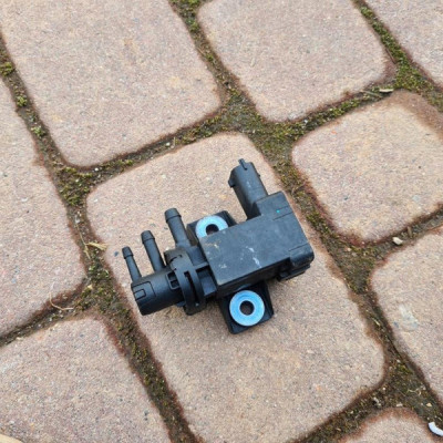 Zawór podcisnienia Opel Insignia B 55599331