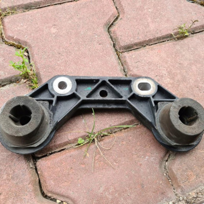 Wieszak wydechu tył tylny Opel Insignia B 23459374