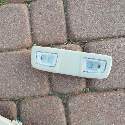 Lampka podsufitki tylna Opel Insignia B 39114119