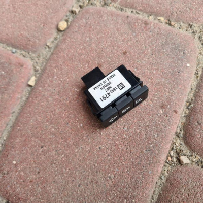 Przycisk masażu fotela Opel Insignia B 13434791