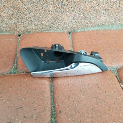 Klamka boczek wewnętrzna tył tylna Opel Insignia