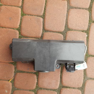 Pompka podnośnik klapy Opel Insignia 13279362