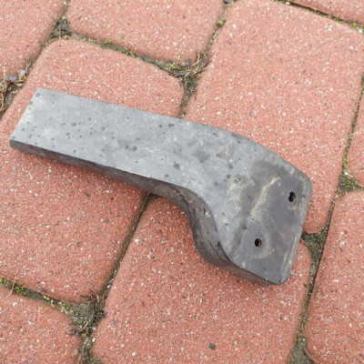 Ślizg uchwyt zderzaka Opel Zafira C 13300747