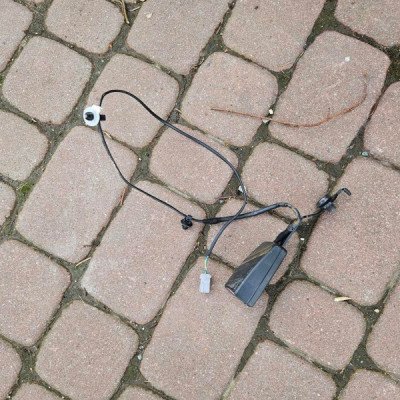 Zapinka pasa fotela kierowcy FIAT DOBLO II 2 735479582