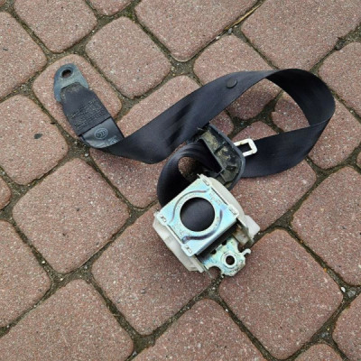 Pas tył tylny kanapy osobówka FIAT DOBLO II 2 040998