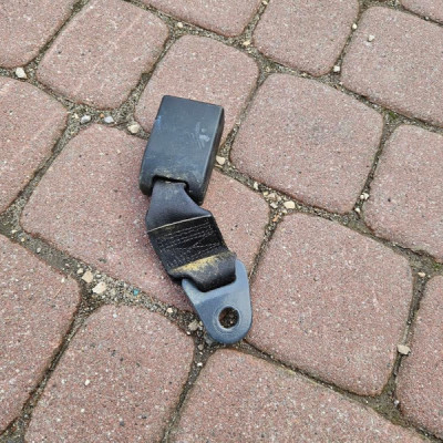 Zapinka pasa FIAT DOBLO II 2 96817162XX 96817162