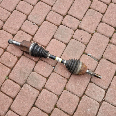 Półoś półośka 1.4T Opel Meriva B 13248647 YP