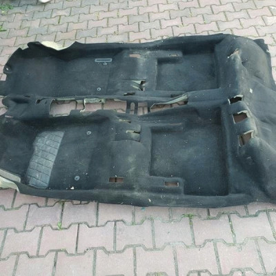 Dywan wykładzina Opel Astra J 5 drzwi HB